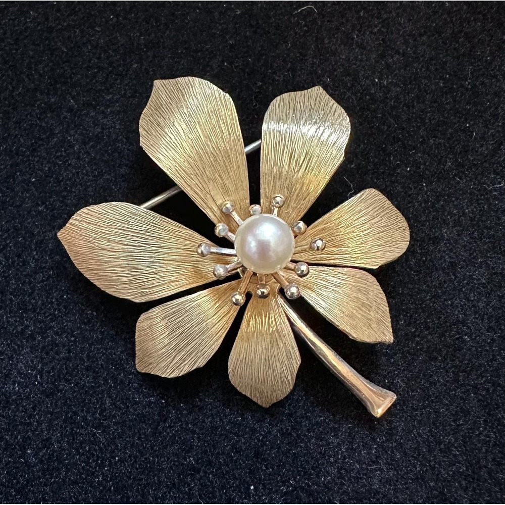 Mid Century Modern Krementz Flower Pin Gold Overlay w/ Pearl‎
